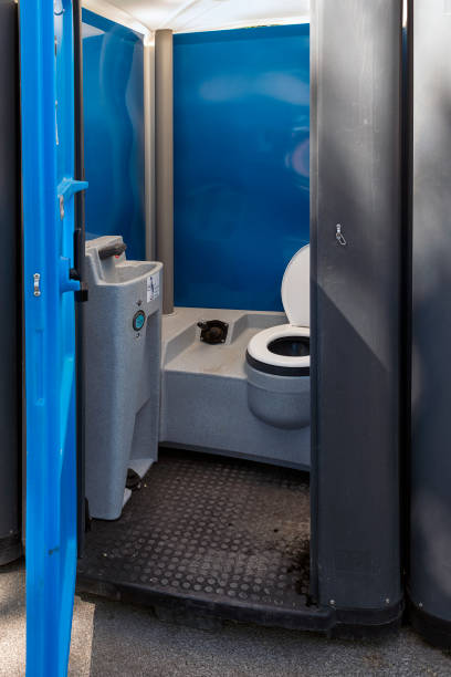 Portable Toilet Options We Offer in Gordonsville, TN